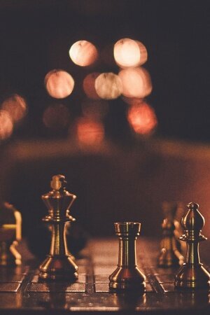 Chess strategy board Mobile Wallpaper