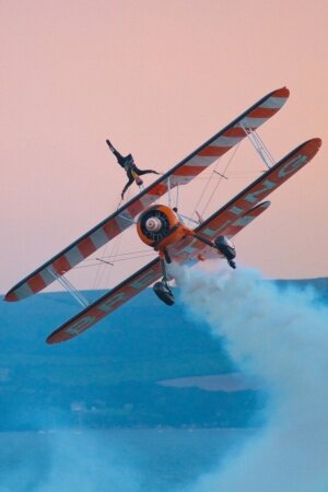 Aircraft Stunts Mobile Wallpaper