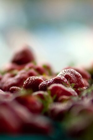 Fruits Strawberries Mobile Wallpaper