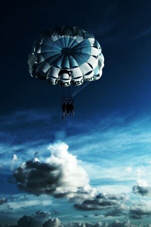 Sky Parachuting Mobile Wallpaper