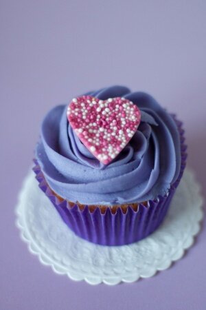 Love Heart Purple Dessert Mobile Wallpaper